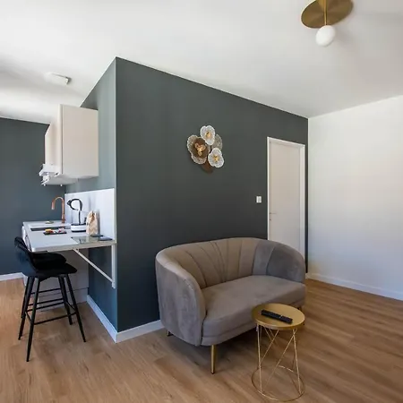 Welcomeagen*clim*fibre*salvador Dali *